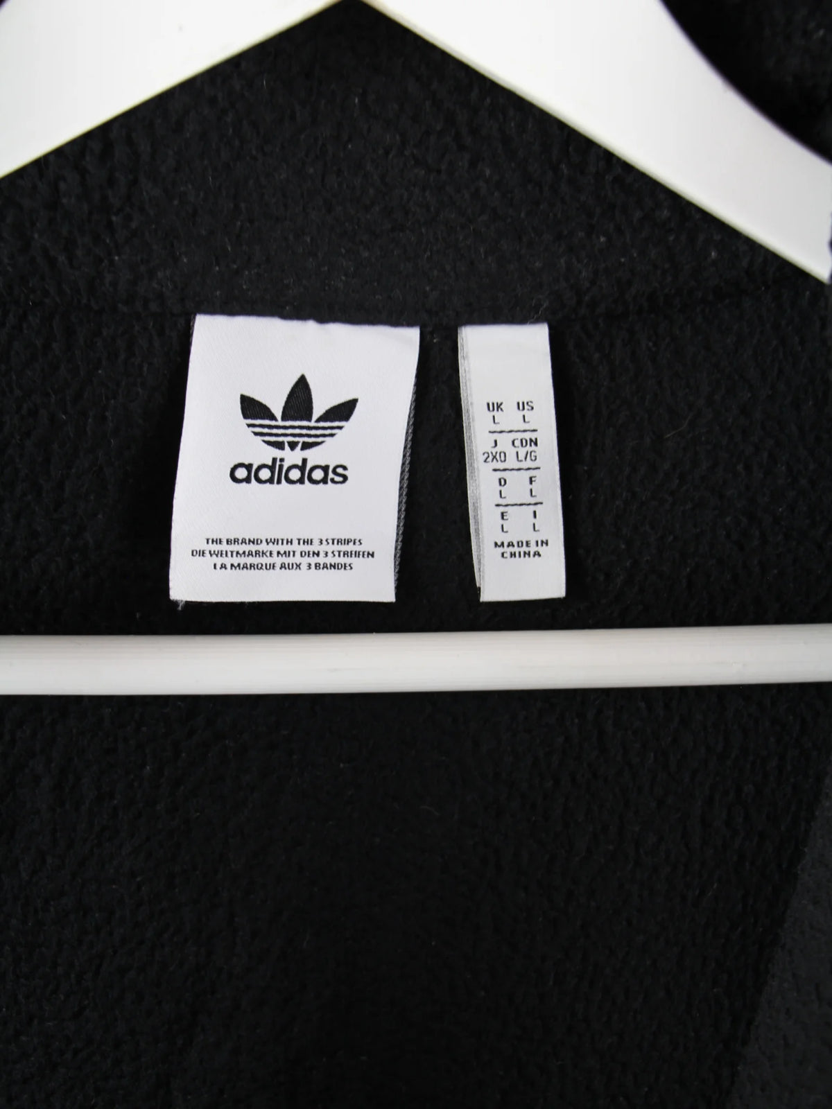 Adidas Fleece Schwarz L – Etikett