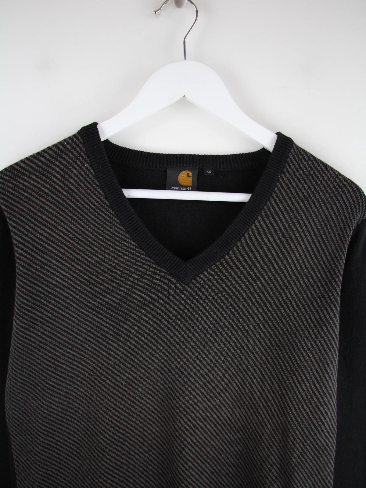 Carhartt Pullover Schwarz S – Detailansicht Vorderseite