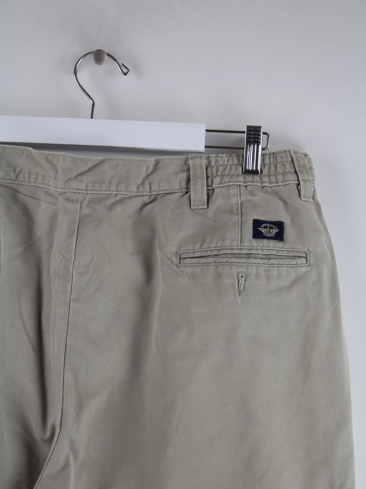 Dockers Hose Beige One Size – Detailansicht Vorderseite