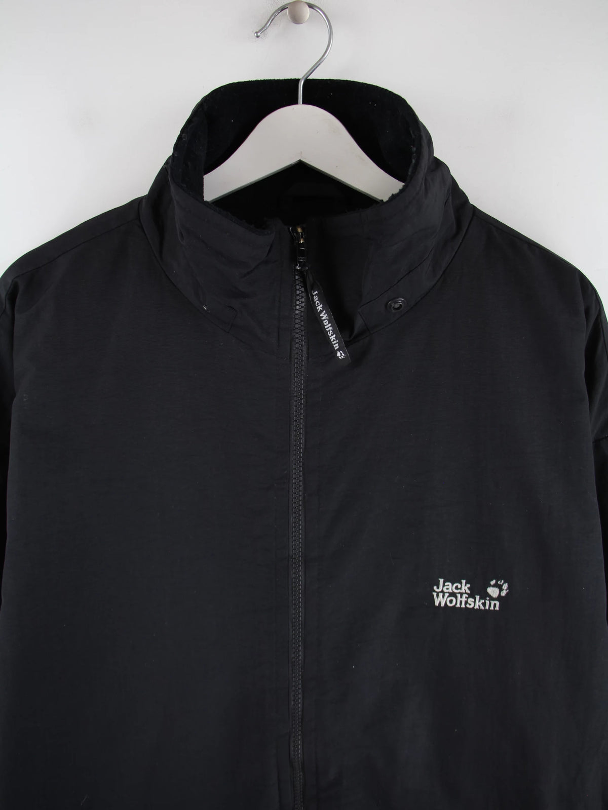 Jack Wolfskin Jacke Schwarz XL – Detailansicht Vorderseite