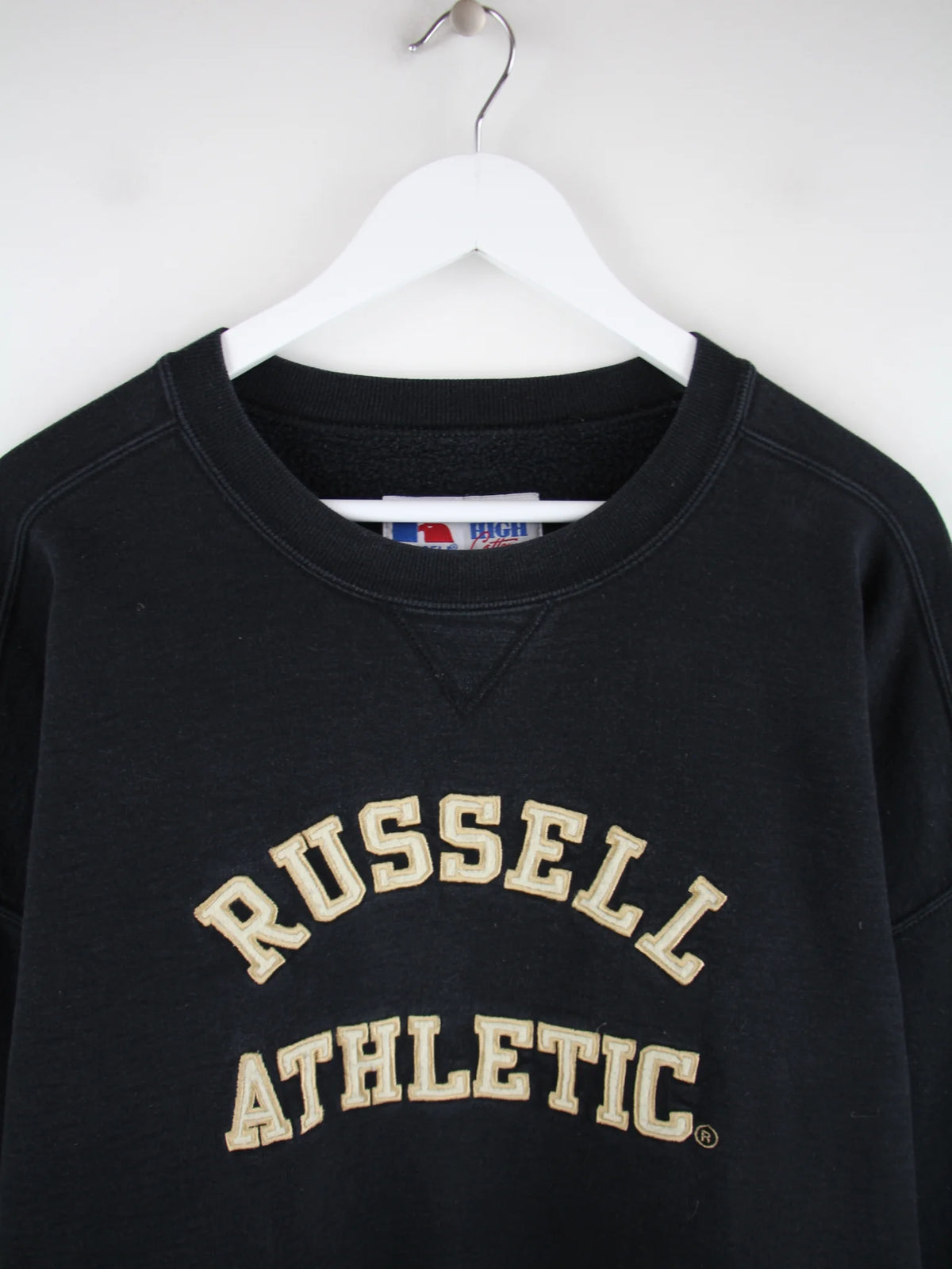 Russell Athletic Sweater Schwarz XL – Detailansicht Vorderseite