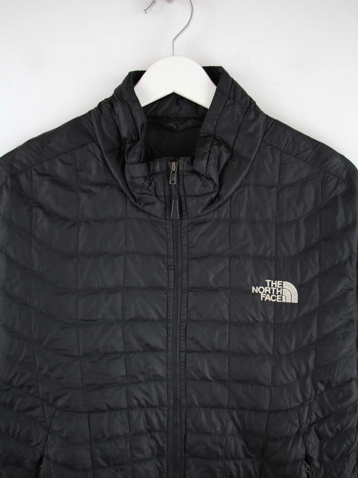 The North Face Jacke Schwarz L – Detailansicht Vorderseite