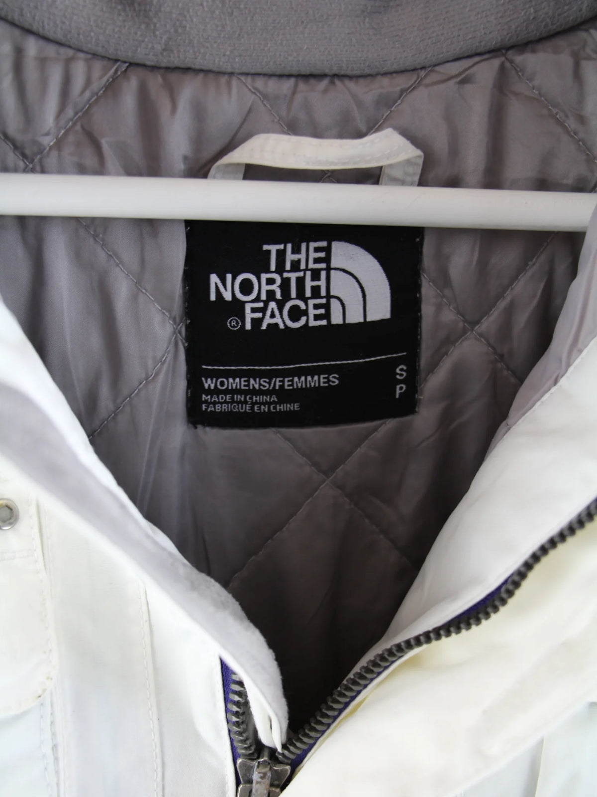 The North Face Jacke Weiß S – Etikett