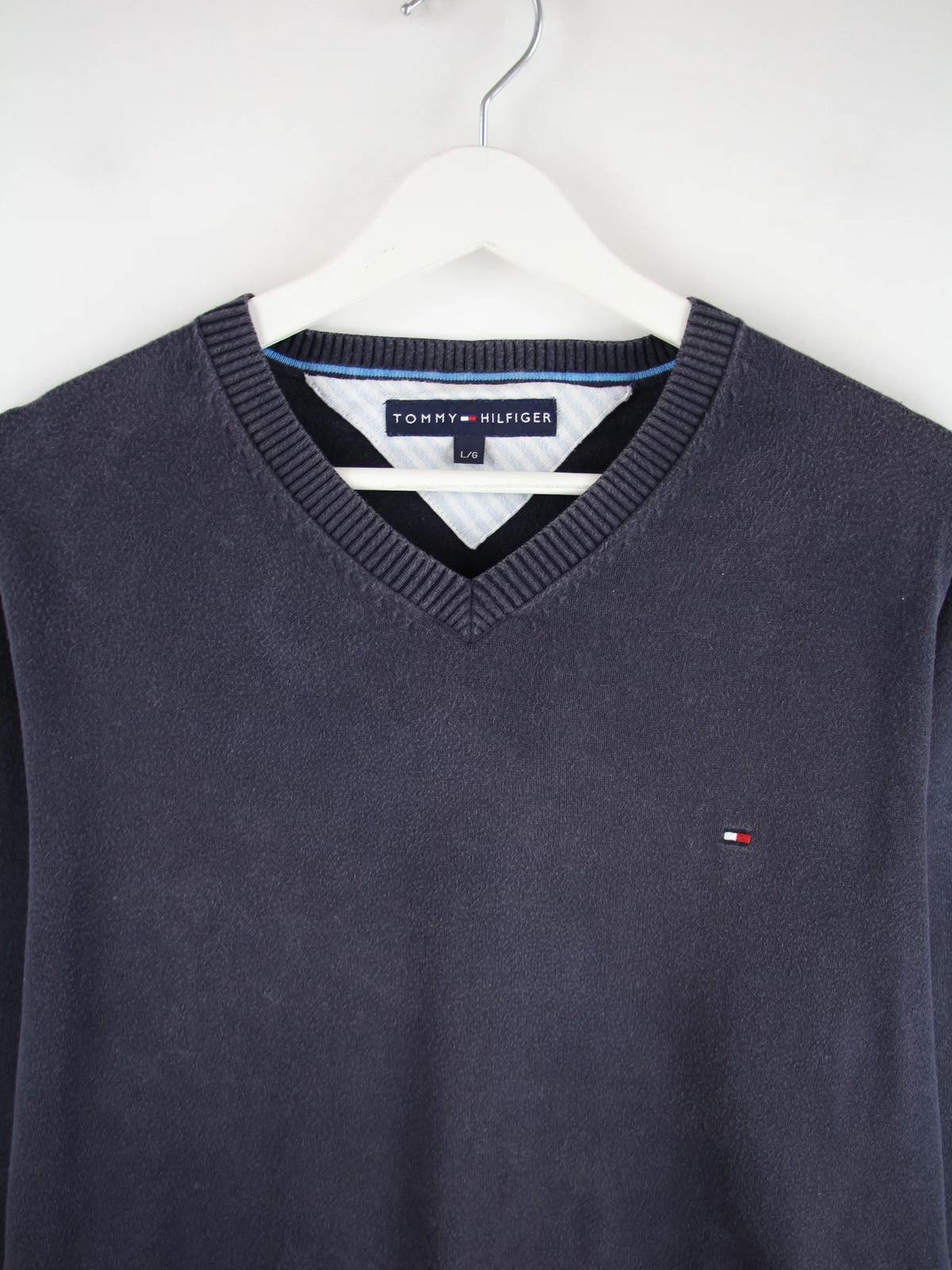 Tommy Hilfiger Pullover Blau L – Detailansicht Vorderseite