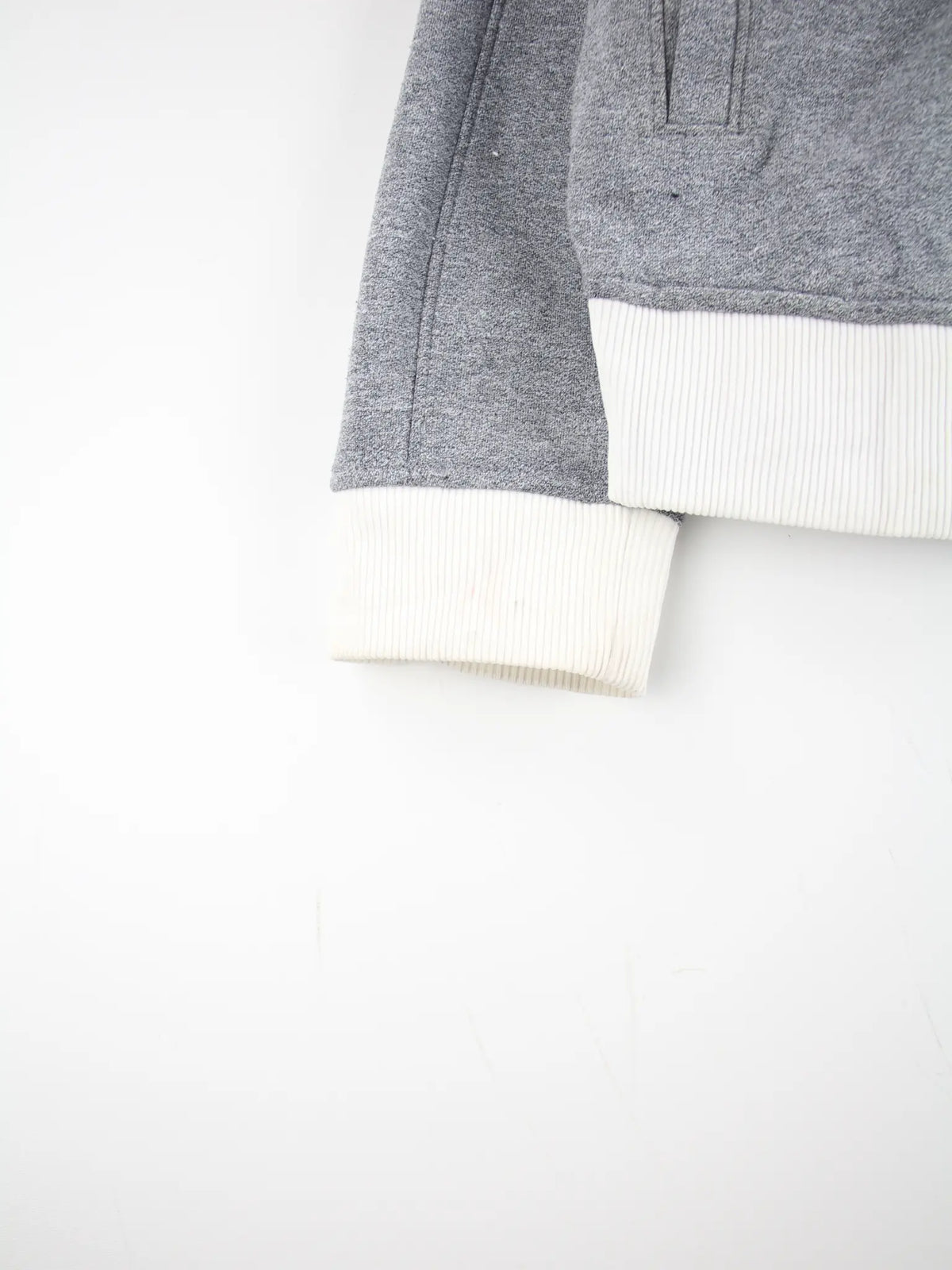 Under Armour Sweatjacke Grau L – Detailbild 1