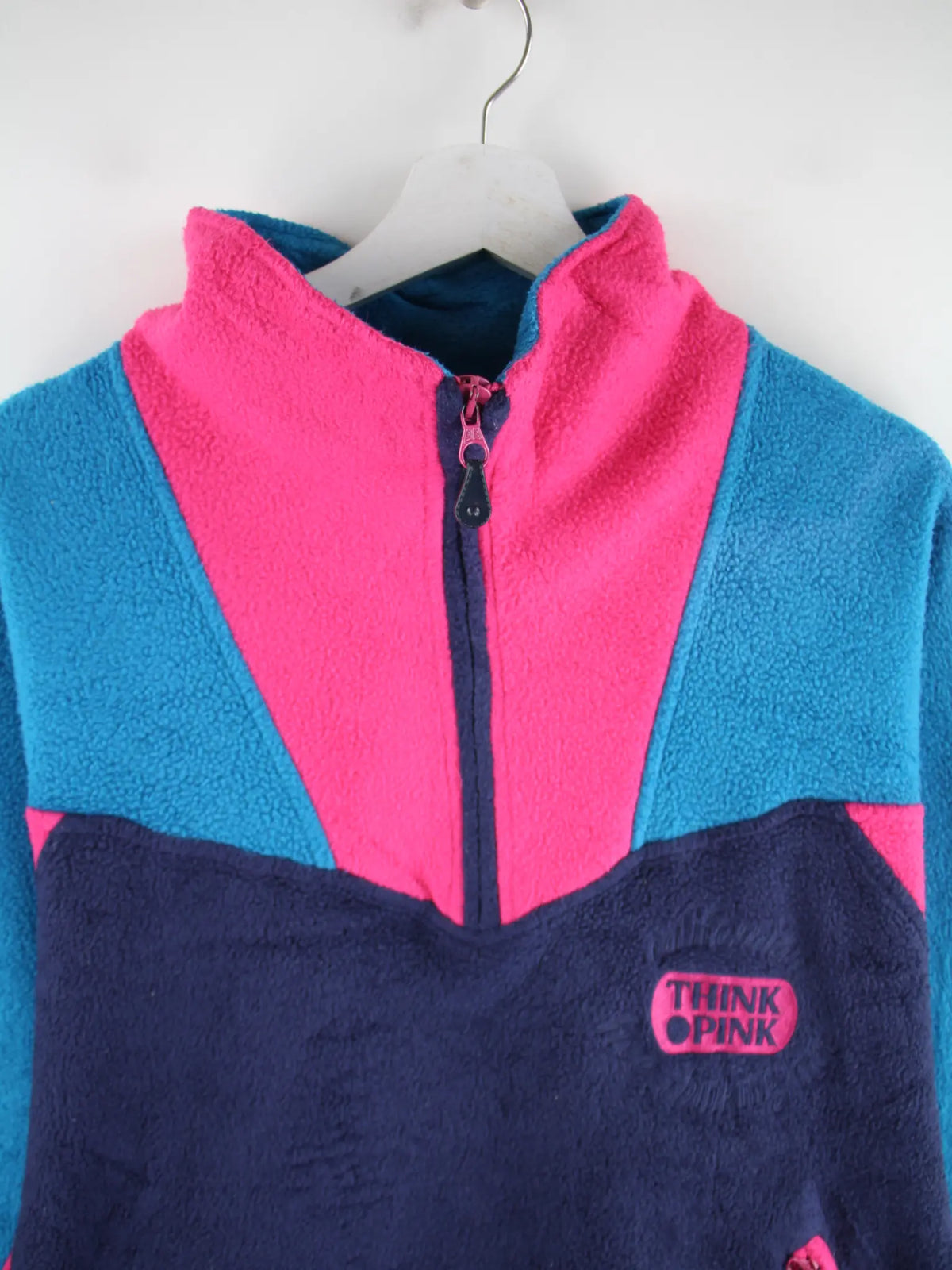 Vintage Fleece Blau XXL – Detailansicht Vorderseite