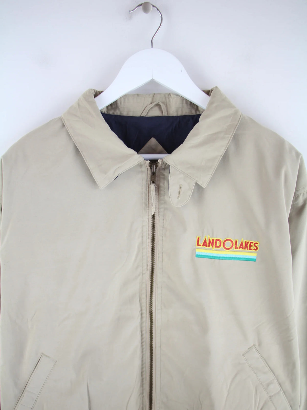 Vintage Leichte Jacke Beige M – Detailansicht Vorderseite