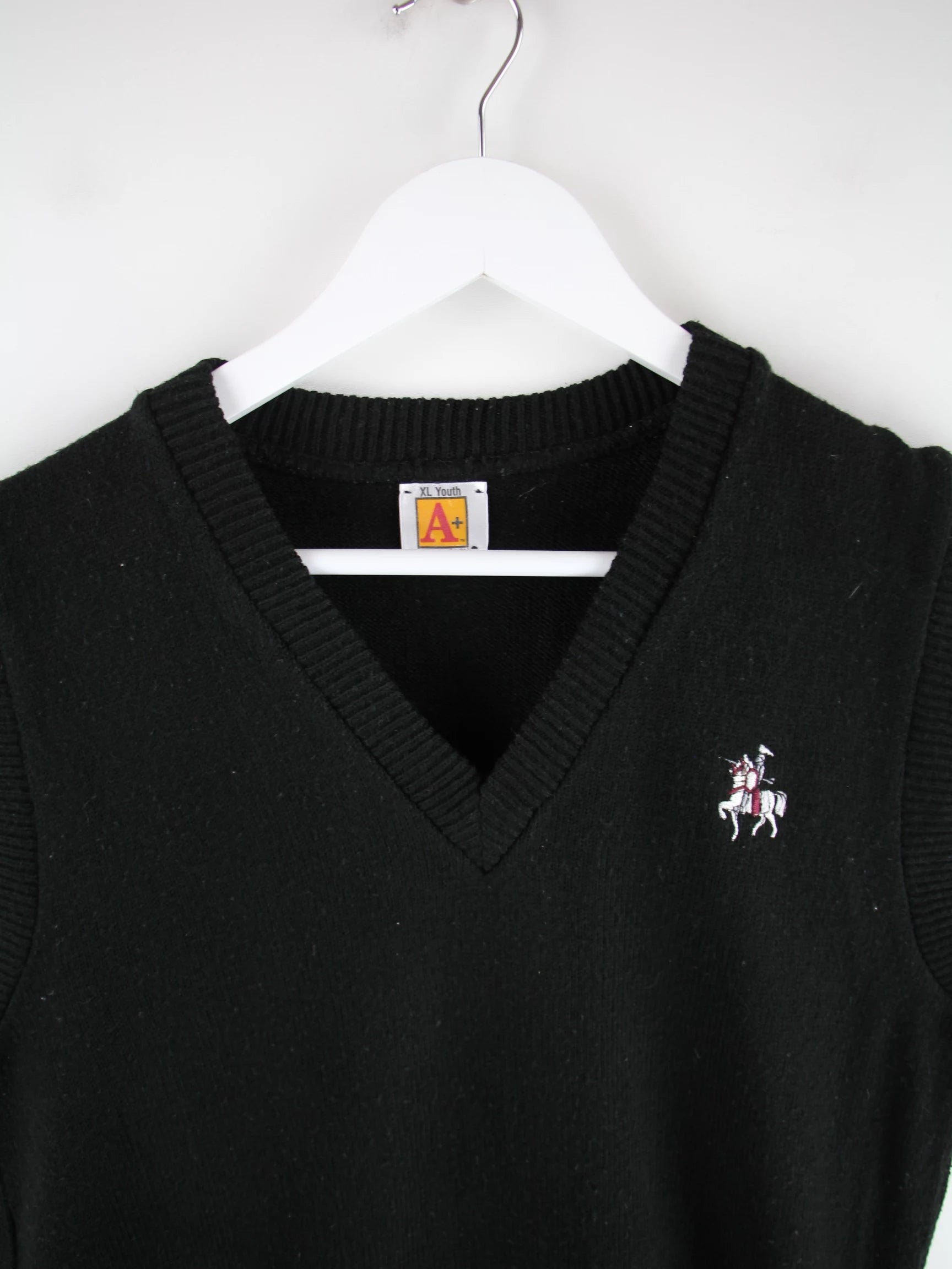 Vintage Pullunder Schwarz S – Detailansicht Vorderseite