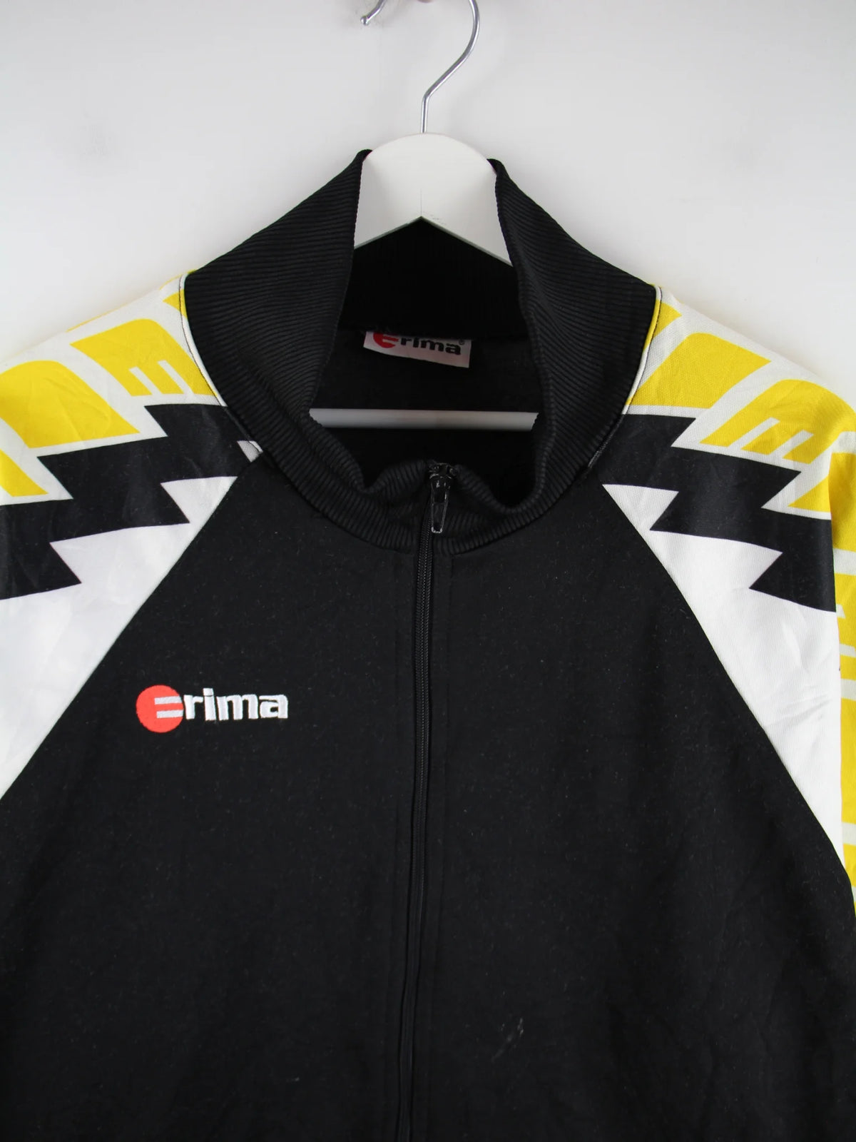 Vintage Trainingsjacke Schwarz XL – Detailansicht Vorderseite