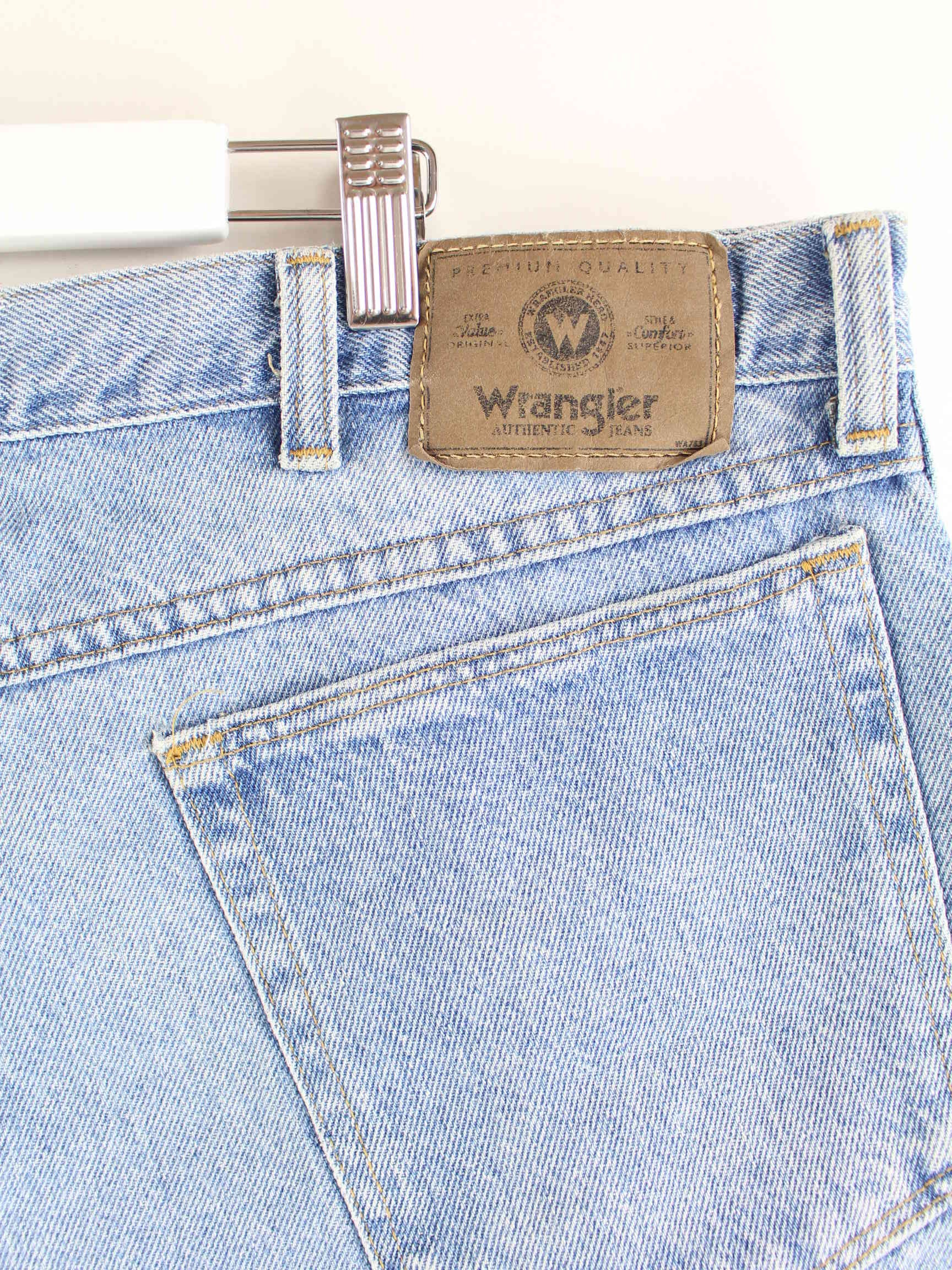 Wrangler Jeans Shorts Blau W46 (detail image 1)