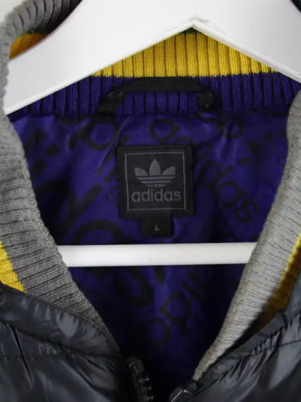 Adidas Jacke Schwarz L – Etikett