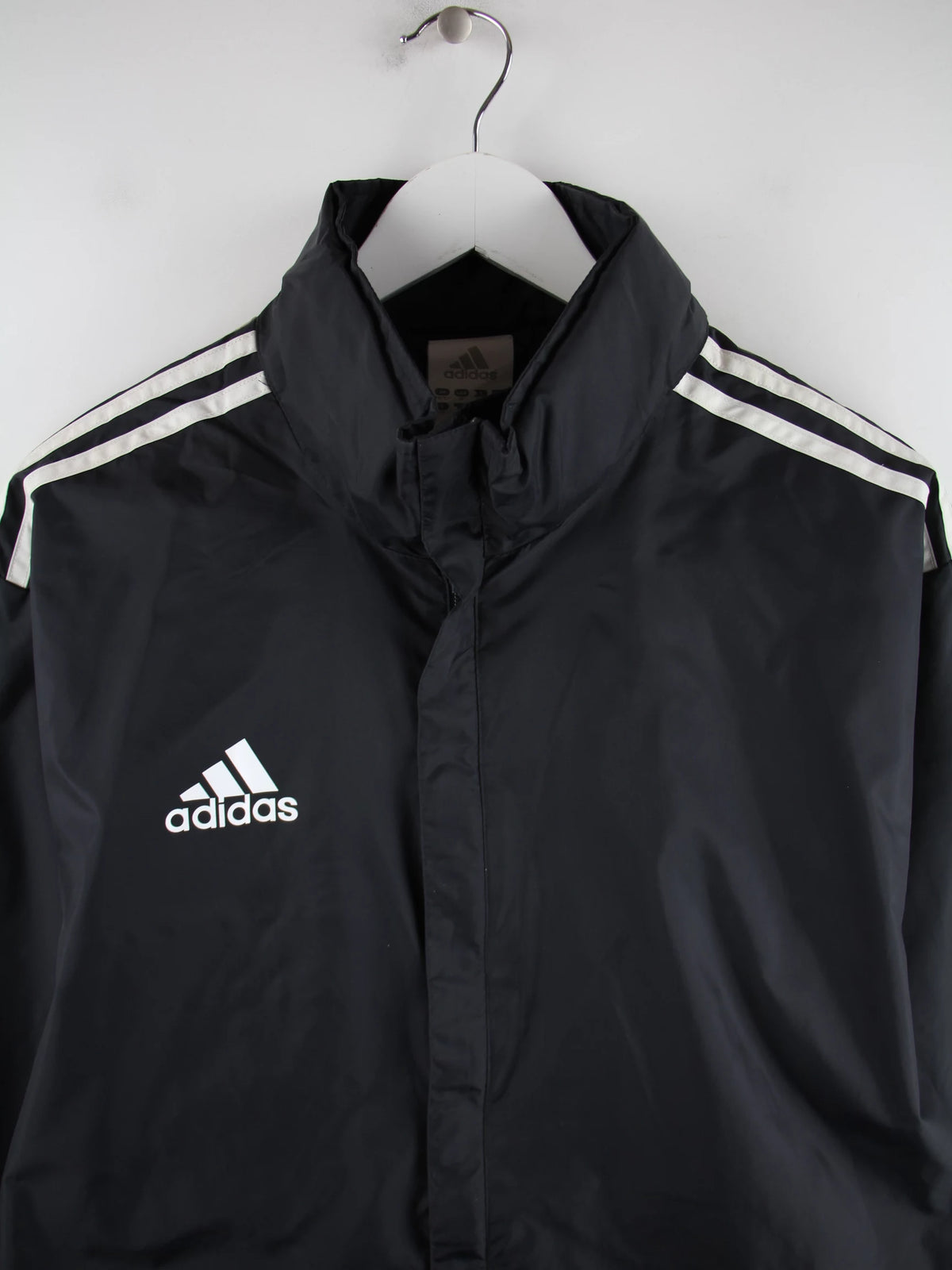 Adidas Leichte Jacke Schwarz L – Detailansicht Vorderseite