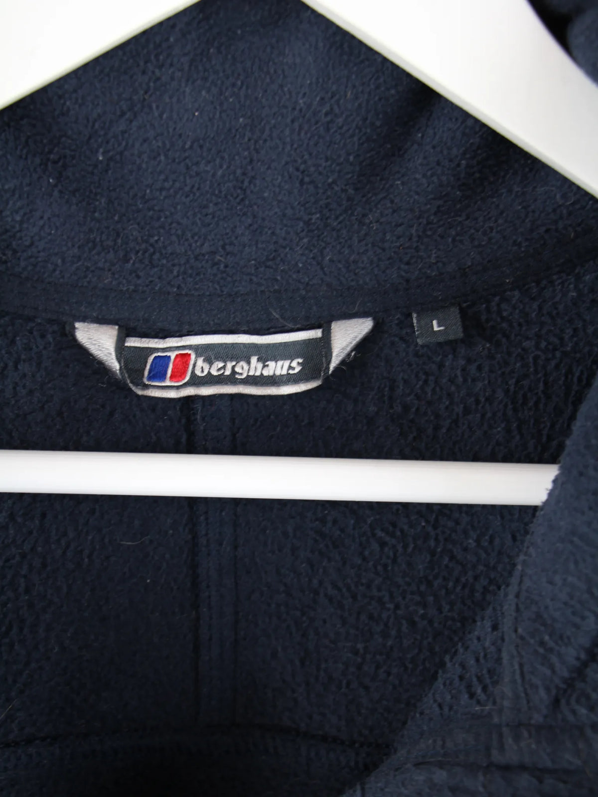 Berghaus Fleece Blau L – Etikett