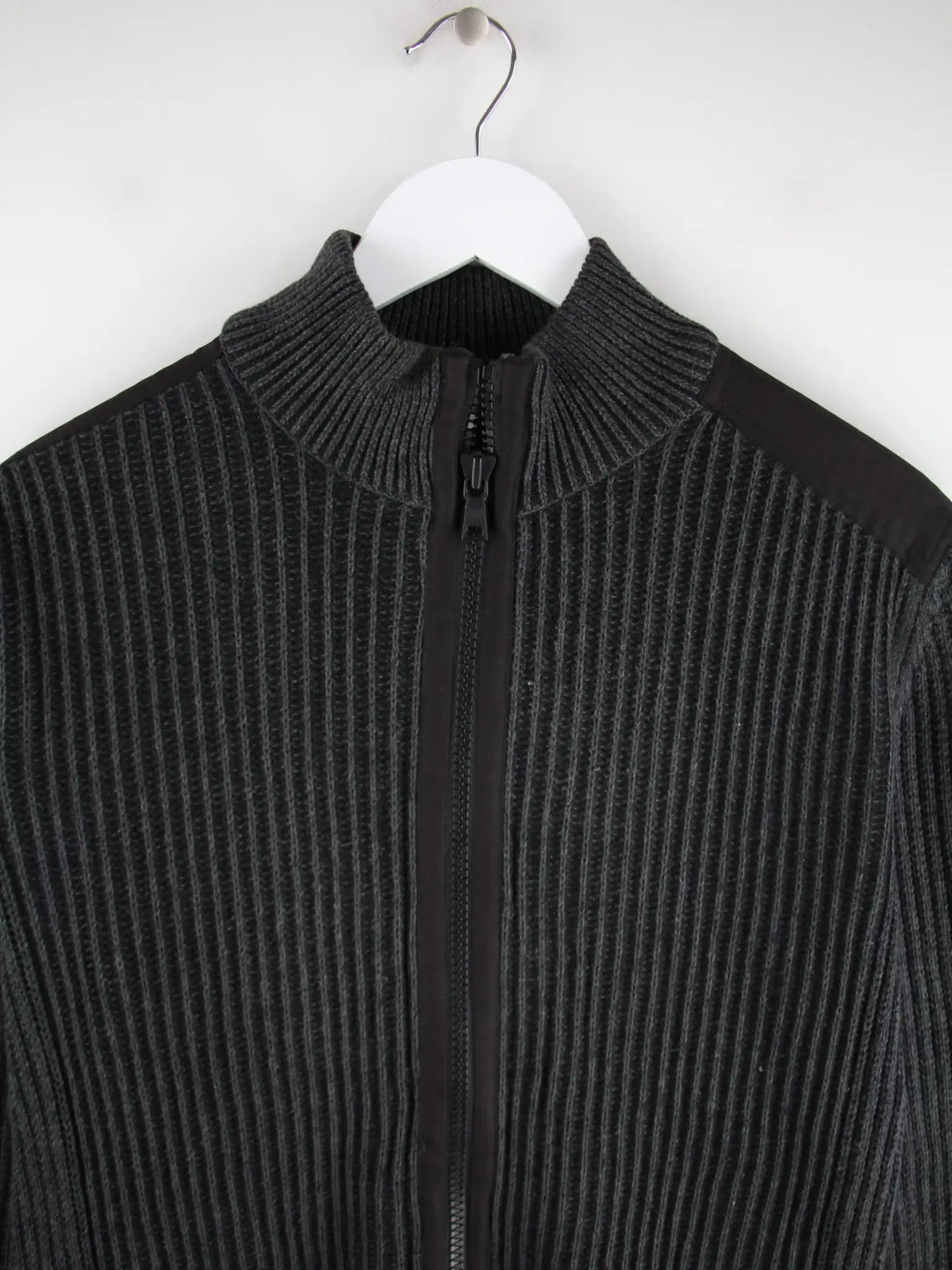 Calvin Klein Strickjacke Grau L – Detailansicht Vorderseite
