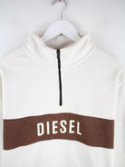 Diesel Fleece Beige M – Detailansicht Vorderseite