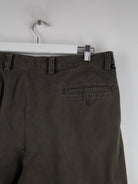 Dockers Hose Olive One Size – Detailansicht Vorderseite