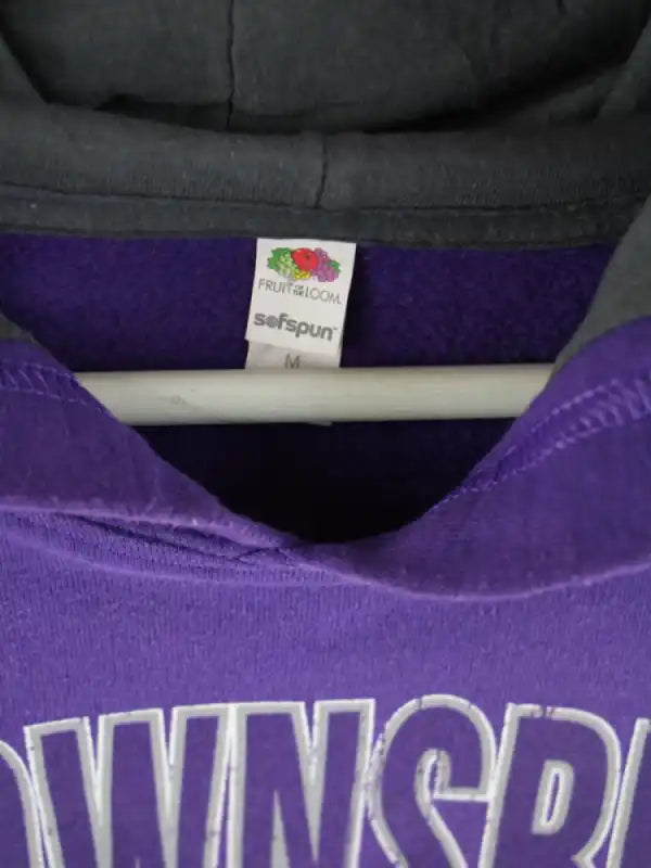 Fruit of the Loom Hoodie Lila M – Etikett