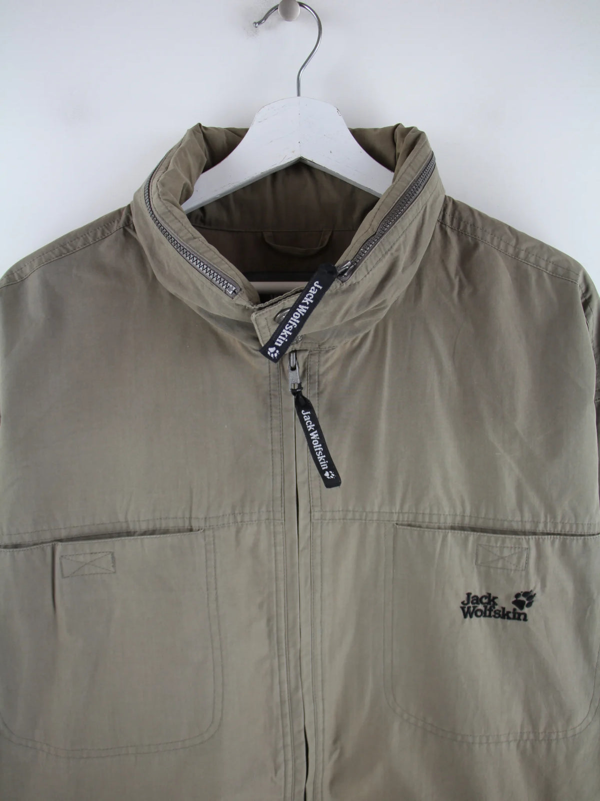 Jack Wolfskin Leichte Jacke Grün XXL – Detailansicht Vorderseite