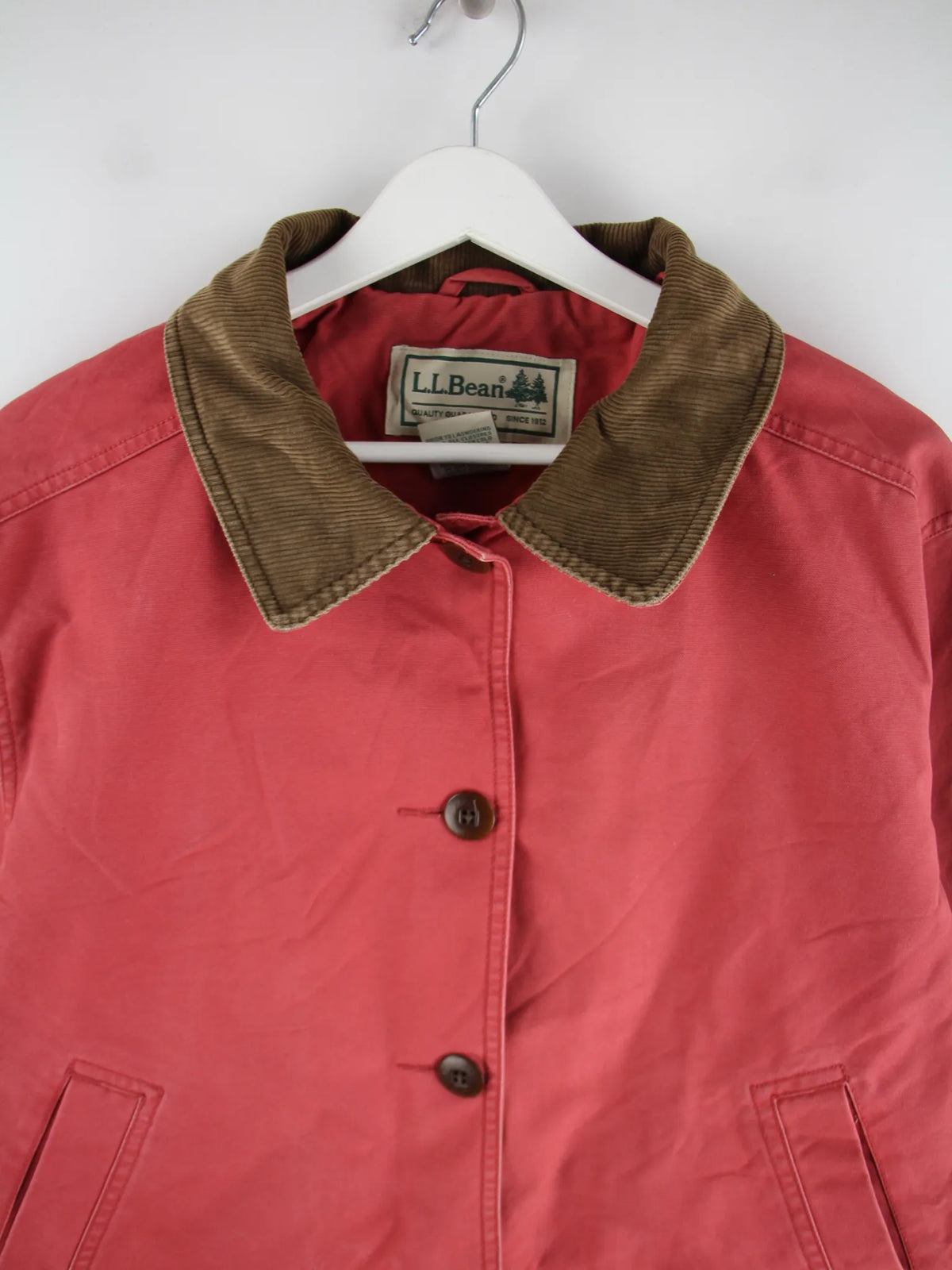 L.L. Bean Jeansjacke Rot XL – Detailansicht Vorderseite