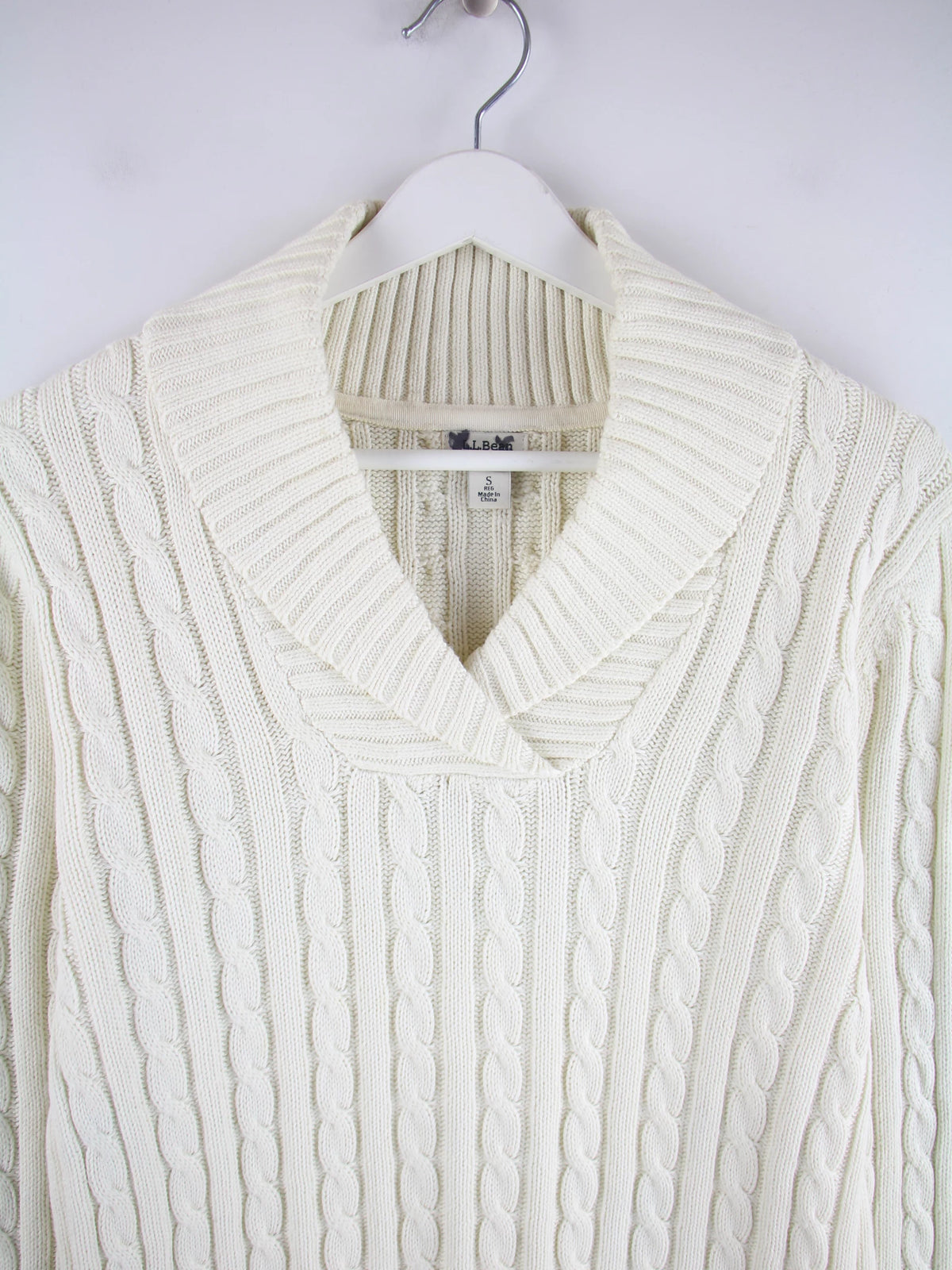L.L. Bean Pullover Beige S – Detailansicht Vorderseite