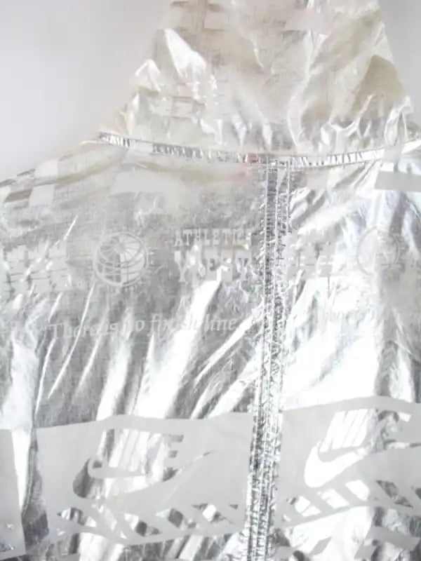 Nike Windbreaker Grau M – Etikett