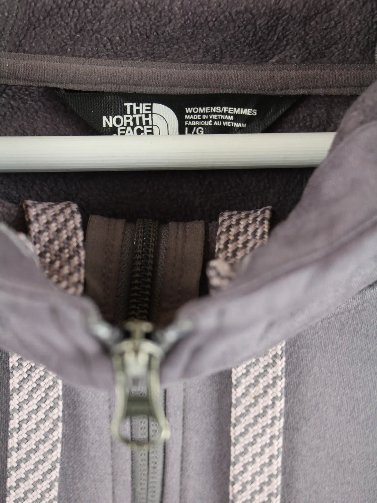 The North Face Hoodie Grau L – Etikett