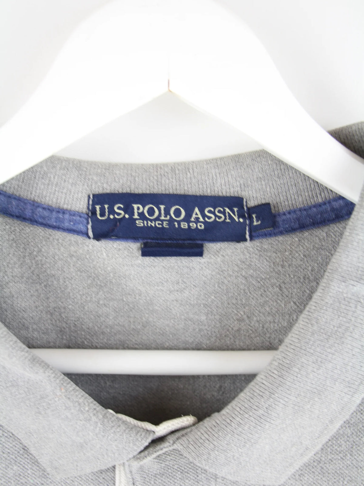 U.S. Polo ASSN. Polo Grau L – Etikett