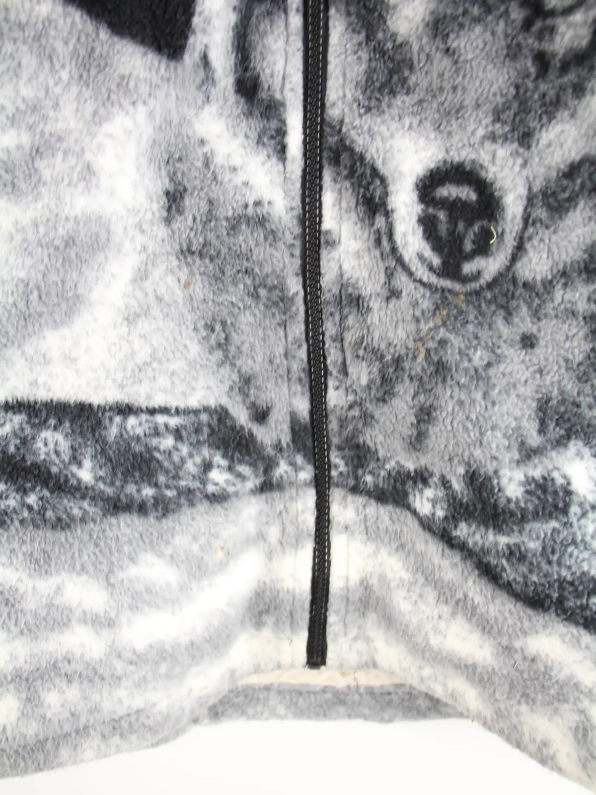 Vintage Fleece Grau M – Detailansicht Vorderseite