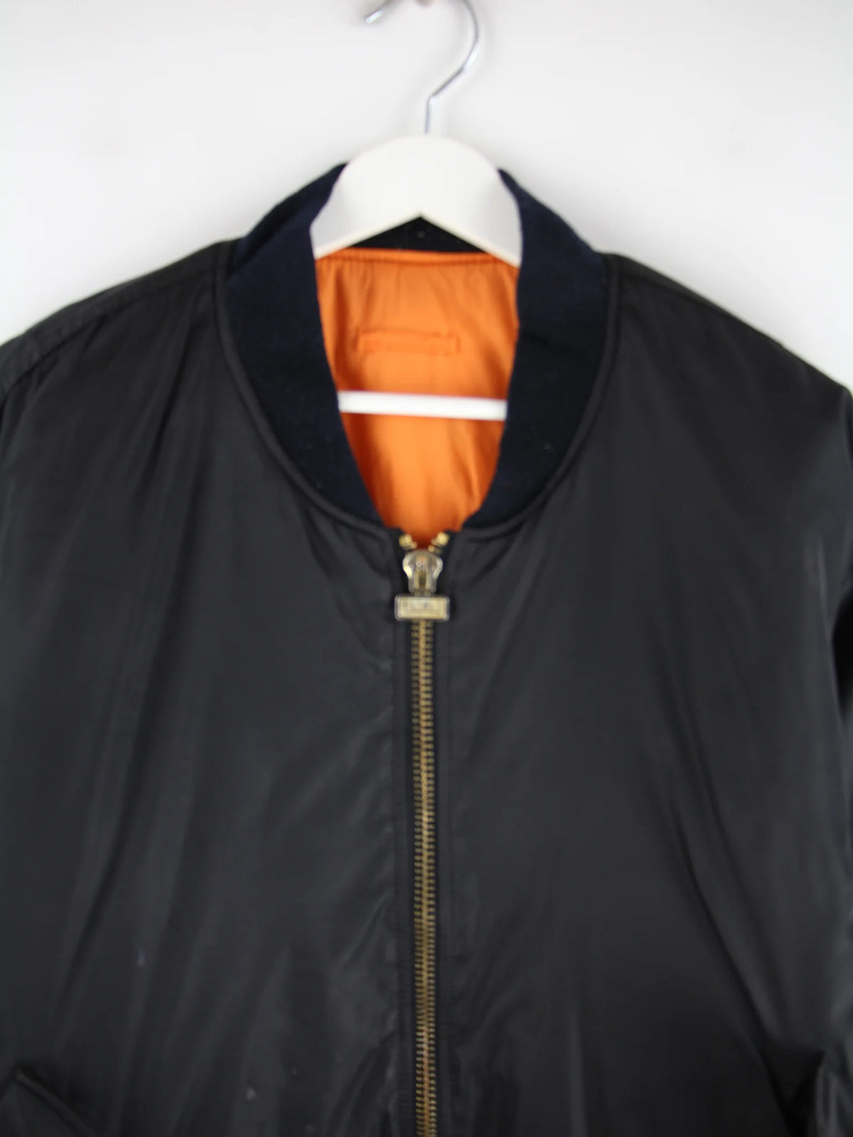 Vintage Jacke Schwarz XL – Detailansicht Vorderseite