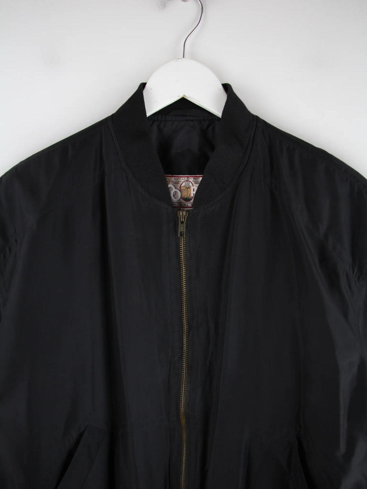 Vintage Jacke Schwarz M – Detailansicht Vorderseite