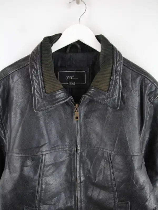 Vintage Lederjacke Schwarz XXL – Detailansicht Vorderseite