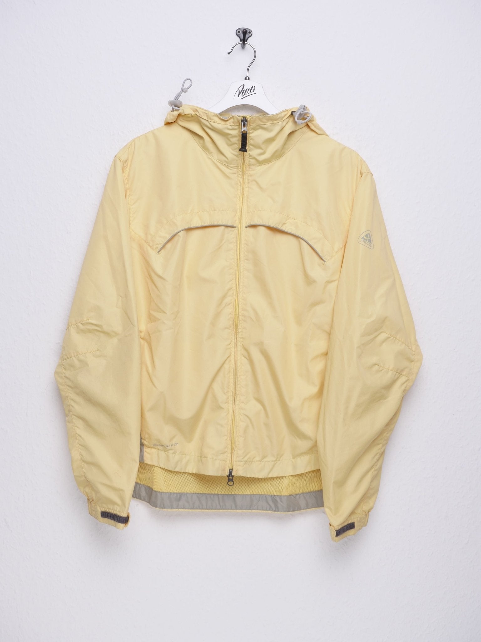 Nike ACG printed Logo yellow Track Jacke - Peeces