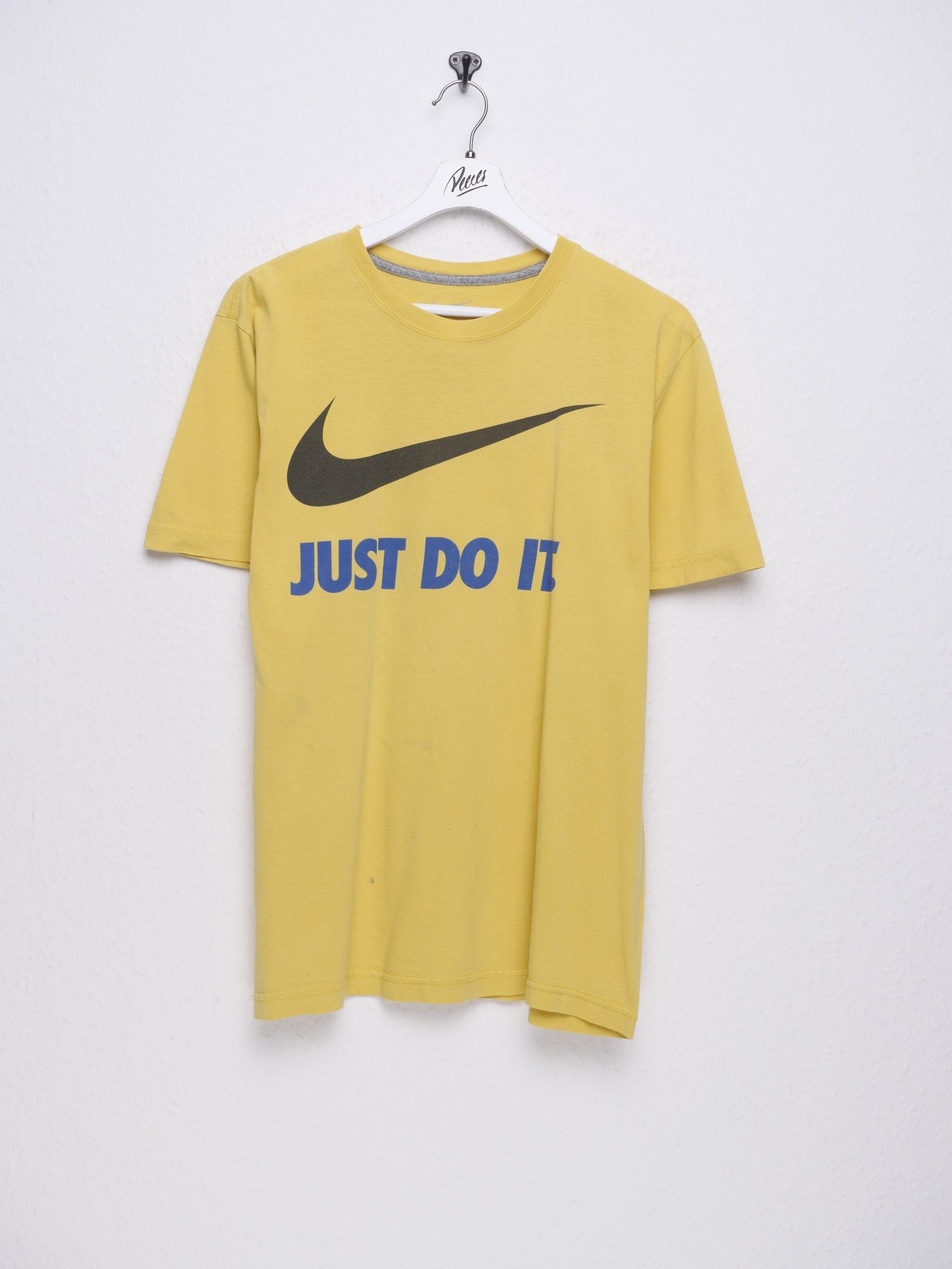 Nike printed Big Logo light yellow Shirt - Peeces