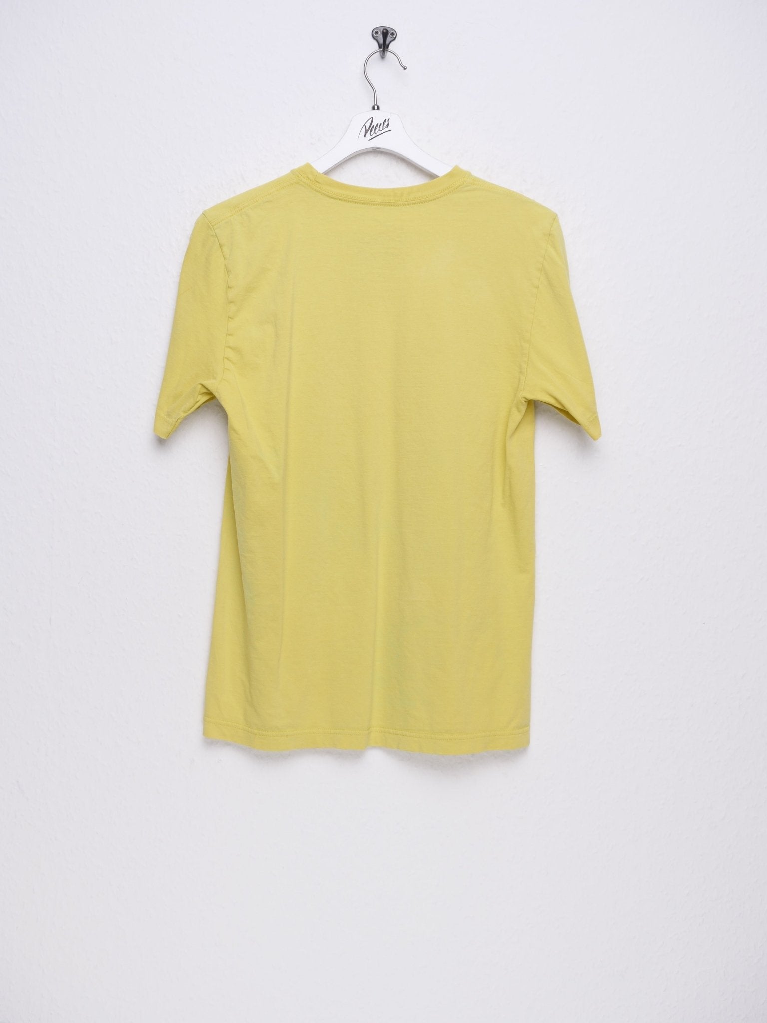 Nike printed Middle Swoosh 'Ducks' washd yellow Shirt - Peeces